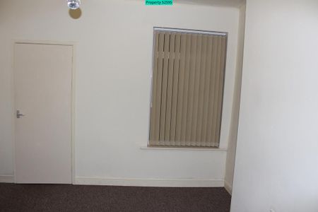 3 bedroom end of terrace house to rent - Photo 5