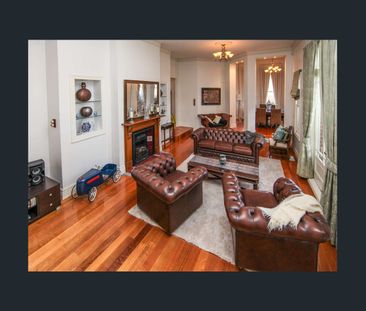 Spacious 4-Bedroom Family Townhouse in Prime Camberwell Location - Photo 6