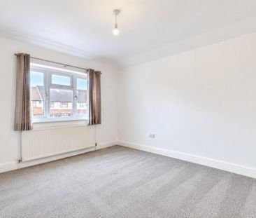 Costons Lane, UB6, Greenford - Photo 2