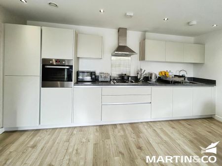 2 bedroom apartment to rent - Photo 5