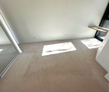 A Dynamic Hub in the Heart of Box Hill - Photo 2