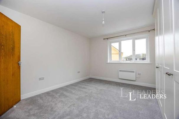 Faraday Road, Guildford, Surrey, GU1 - Photo 1
