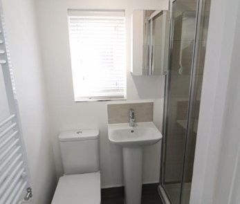 2 Bed Flat, Leyton, E10 - Photo 5
