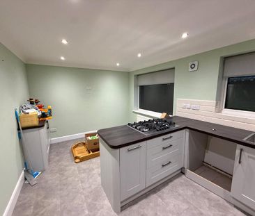 3 bedroom semi-detached house to rent - Photo 5