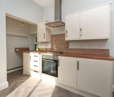 2 bedroom end of terrace house to rent - Photo 6