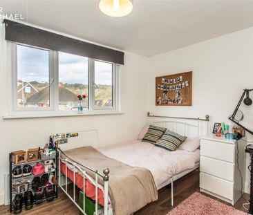 6 bedroom semi-detached house to rent - Photo 3