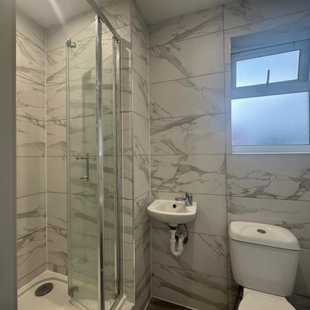 Otterfield Road, Yiewsley, West Drayton UB7, London - Photo 3