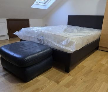 Room in a Shared House, Barking Road, E13 - Photo 4