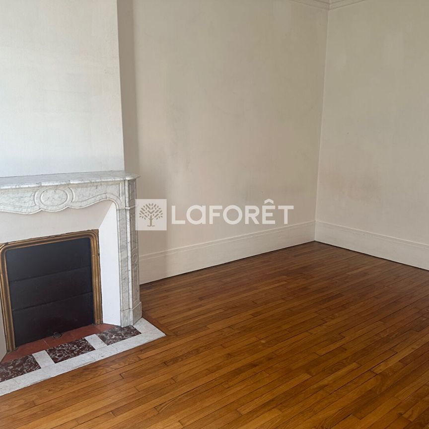 Apartment - Photo 1