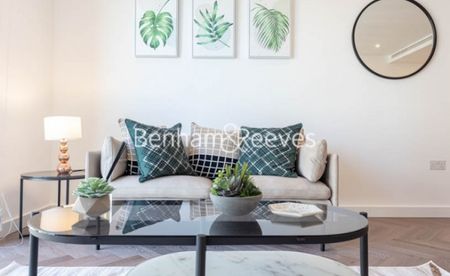 1 Bedroom flat to rent in Gauging Square, Wapping, E1W - Photo 2