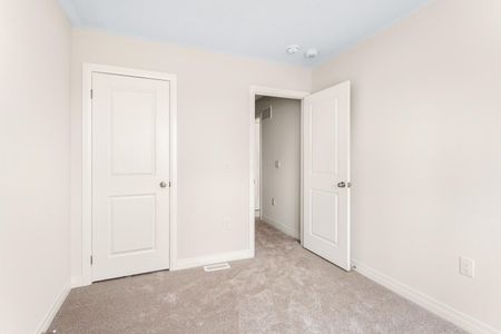 For Lease - 1118 Trudeau Drive, Milton, Ontario - Photo 4