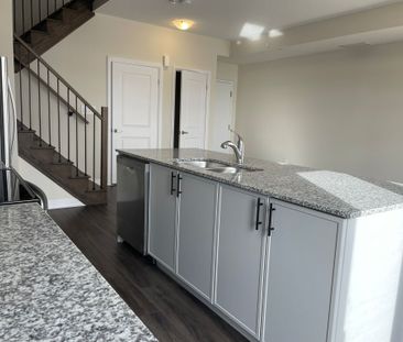 For Lease - 1581 Rose Way Unit# 414, Milton, Ontario - Photo 6