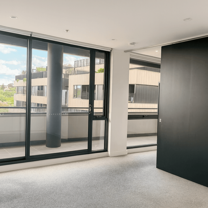 Stylish 2-Bedroom, 2-Bathroom Apartment in Prime Hawthorn East Location - Photo 1