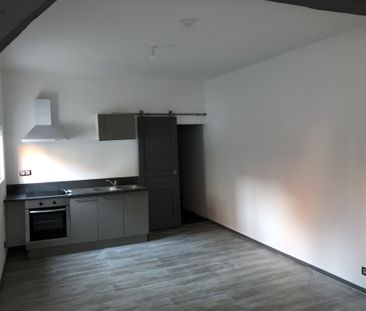 APPARTEMENT T2 NON MEUBLÉ AVEC PLACE DE PARKING - QUARTIER LA HOTOIE - Photo 2