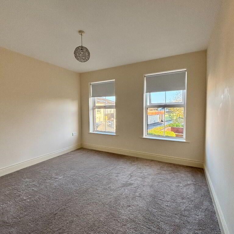 18 Richmond Park, Belfast, BT10 0HB - Photo 1