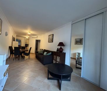 Location Appartement 3 pièces 71m² NICE 06100 - Photo 4