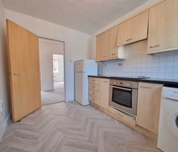 Neptune Square, Ipswich - Photo 5