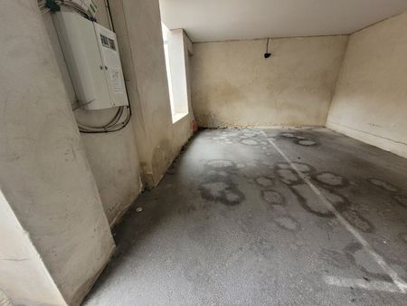 Location Appartement 1 pièce 29m² LILLE 59000 - Photo 2