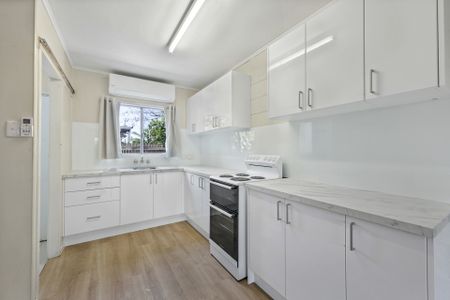 Two Bedroom Unit, close to CBD - Photo 5