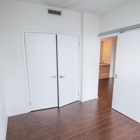 For Lease - 38 Grenville Street Unit# 3004, Toronto, Ontario - Photo 4