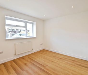 1 bedroom Bungalow To Let - Photo 3