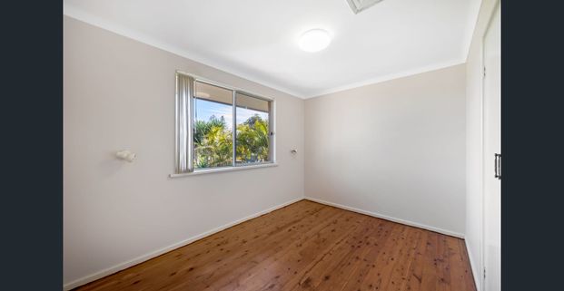 Stunning Lighthouse Beach Views - Photo 1