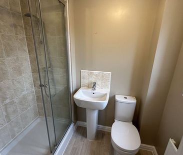 3 bedroom detached house to rent - Photo 6