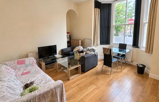 2 bedroom flat to rent - Photo 1