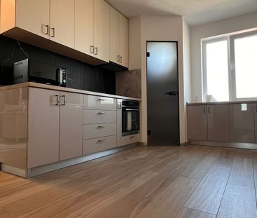 Apartament tip C, 2 camere, recent renovat, prima inchiriere, Decebal - Fotografie 6