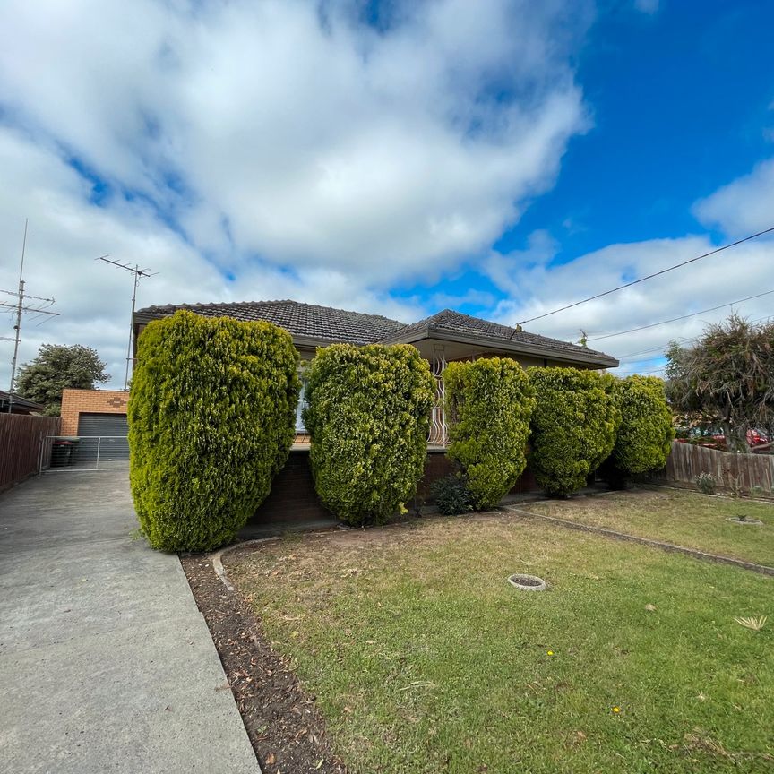 61 Ruhamah Avenue, Bell Post Hill - Photo 1