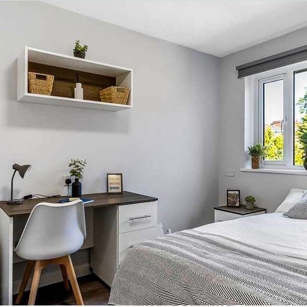 Room in a Shared Flat, Canterbury St, CV1 - Photo 1