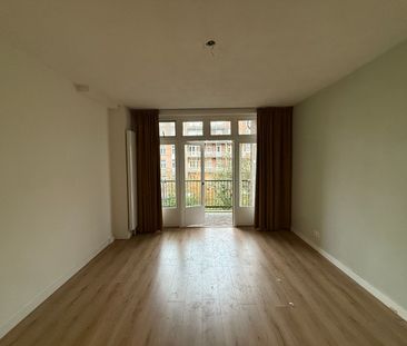 Appartement te huur: Admiraal De Ruijterweg 60-1 1056 GL Amsterdam - Photo 2