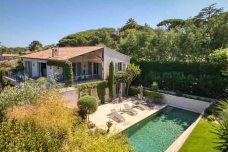Saint Tropez - 5 chambres - 5 salles de bains - Vue mer - Piscine - Garage. - Photo 3