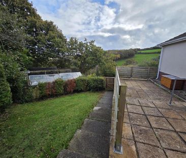 2 bedroom semi-detached bungalow to rent - Photo 2