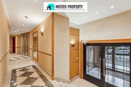 Puteaux / Centre-Ville - Appartement 3 pièces avec terrasse - Photo 5