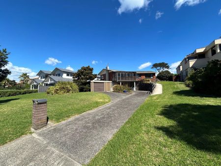 Beach Is Calling - Mt Maunganui - Photo 3