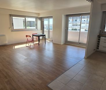 Location Appartement 4 pièces 104m² BORDEAUX 33000 - Photo 2