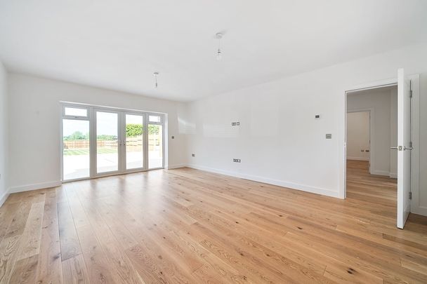 3 bedroom detached house to rent - Photo 1