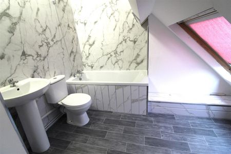 Central Avenue, Leicester - Photo 2