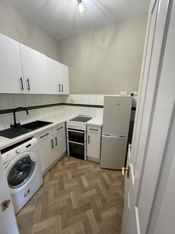 1 Bed Flat, Chesterfield Road, S8 - Photo 4