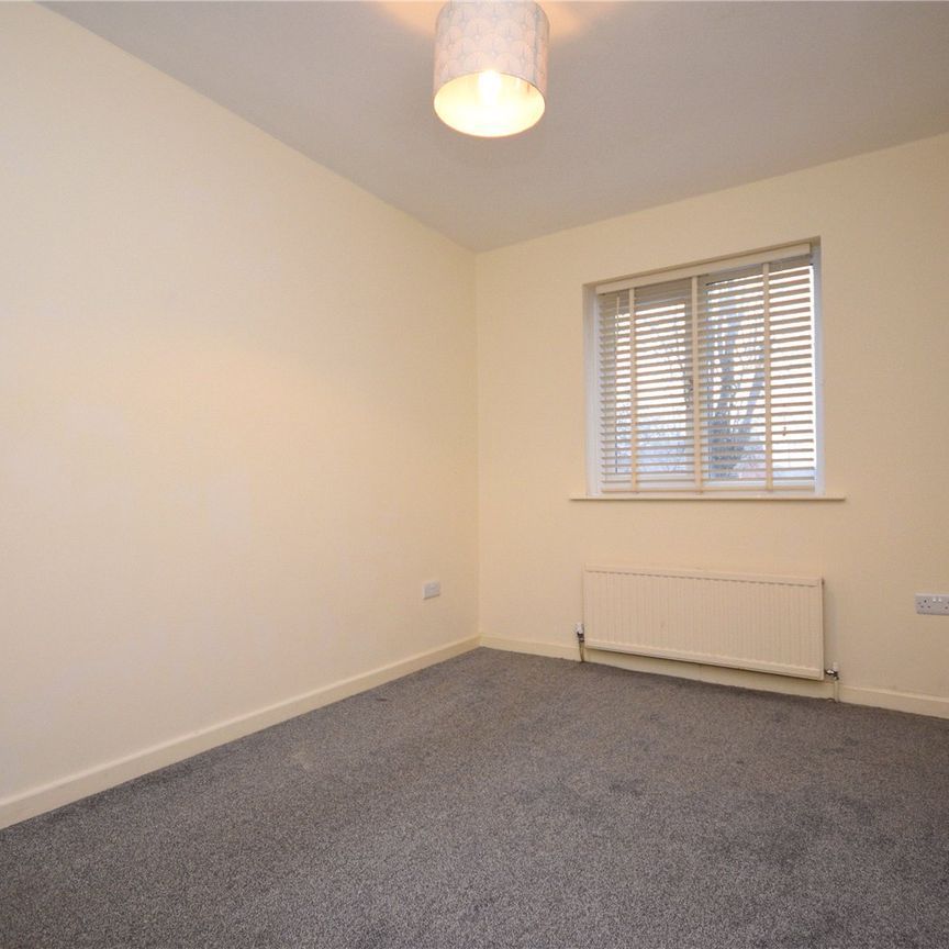 3a, Wilfrid Terrace, Farnley, Leeds, LS12 5DE - Photo 1