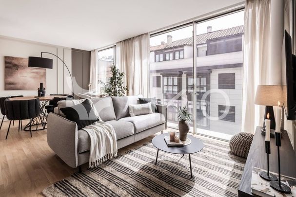 2 room luxury Apartment for rent in Madrid, Community of Madrid - Photo 1