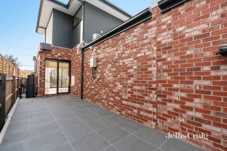 1/68 St James Road, Heidelberg - Photo 4