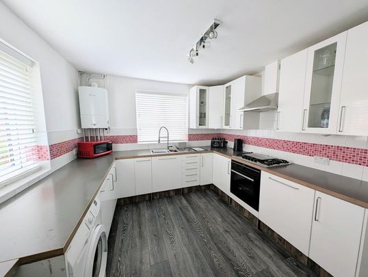 2 bedroom apartment to rent - Photo 1