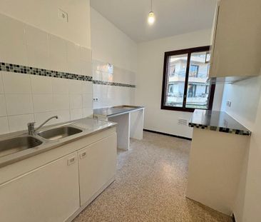 Location Appartement 3 pièces 62m² NICE 06200 - Photo 4