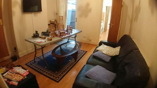 4 bedroom house to rent - Photo 1