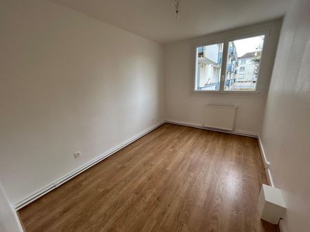 Location appartement 4 pièces 88.36 m2 à Tours - Photo 4