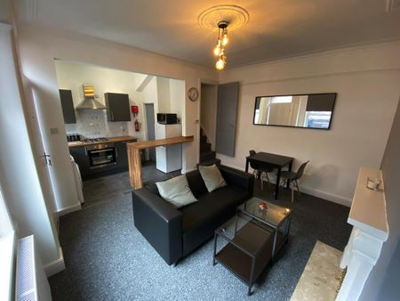 2 bedroom house to rent - Photo 3