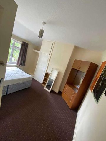 Fairholme Road, Fallowfield, M20 - Photo 3