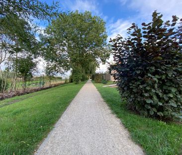 Volledig vernieuwde woning met koer en uitweg via wandelpad. - Photo 6